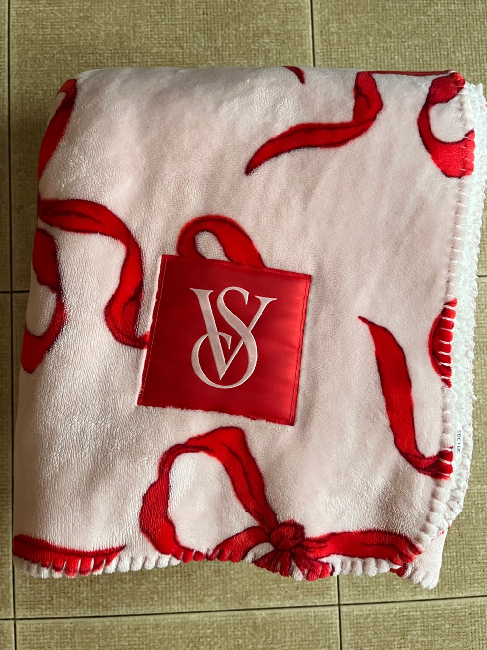 Victoria Secret Bow Blanket